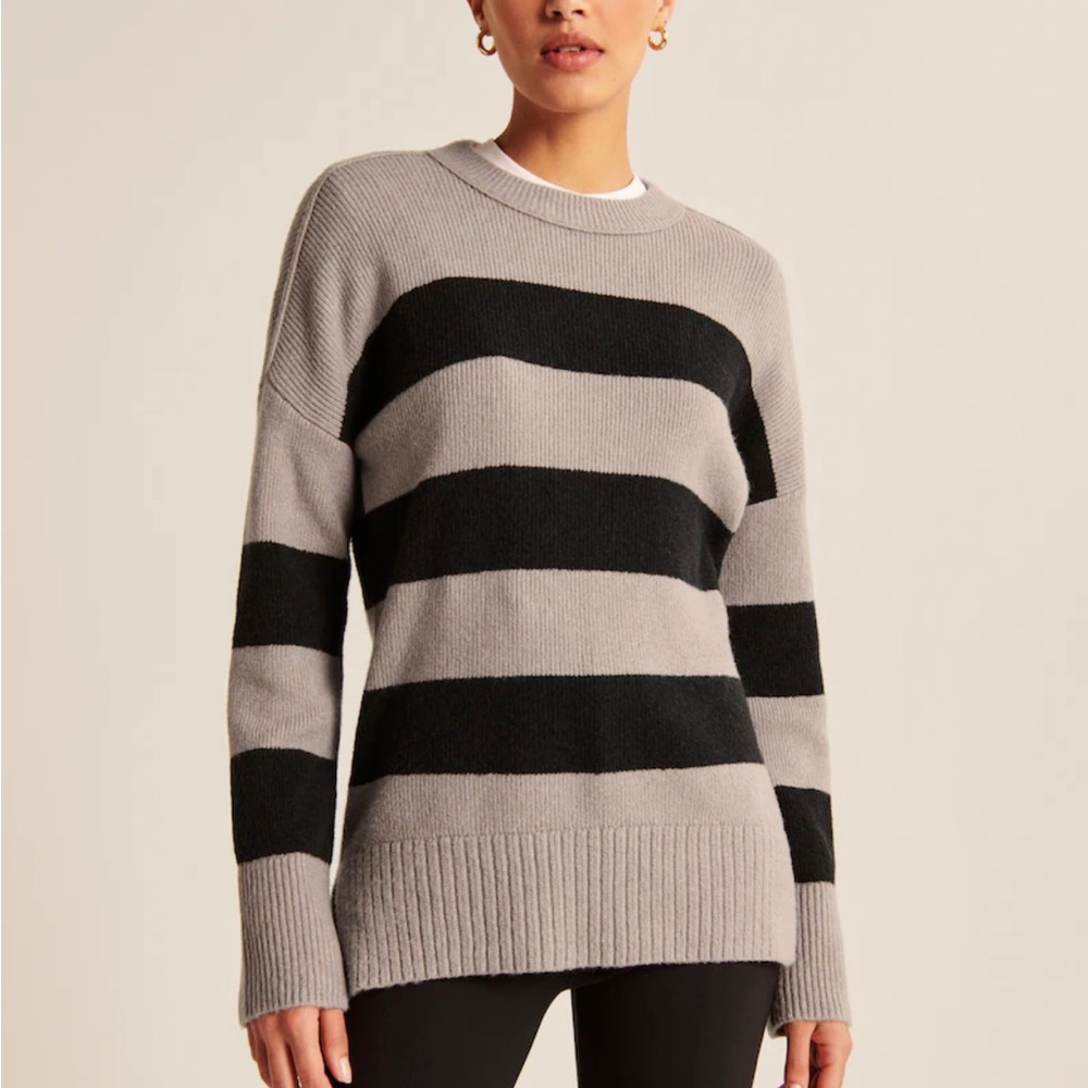 Women’s Abercrombie & Fitch Oversized Striped Crew Sweater